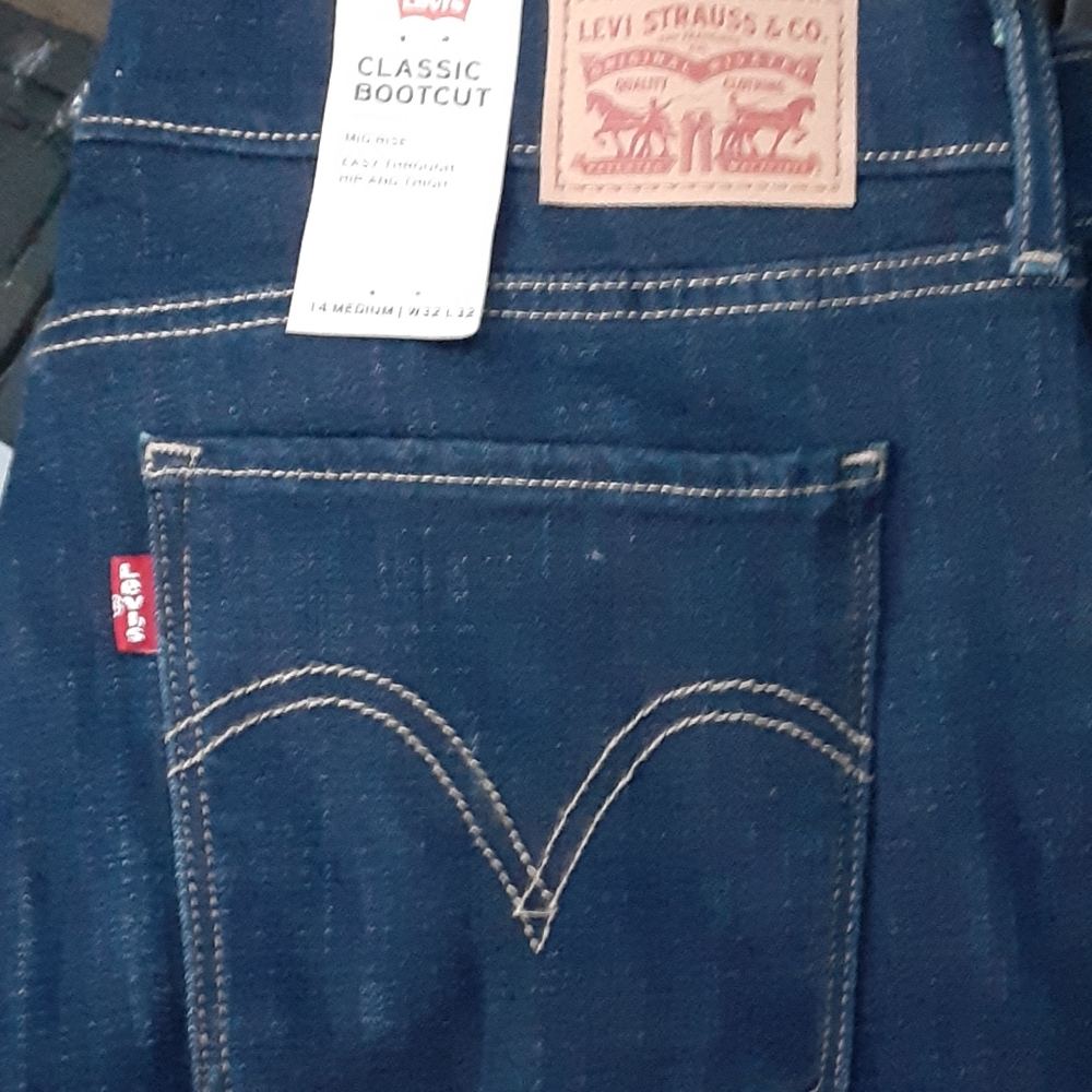 Levis Jeans